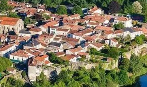 宣汉回乡建别墅为什么一定要选专业乡墅公司